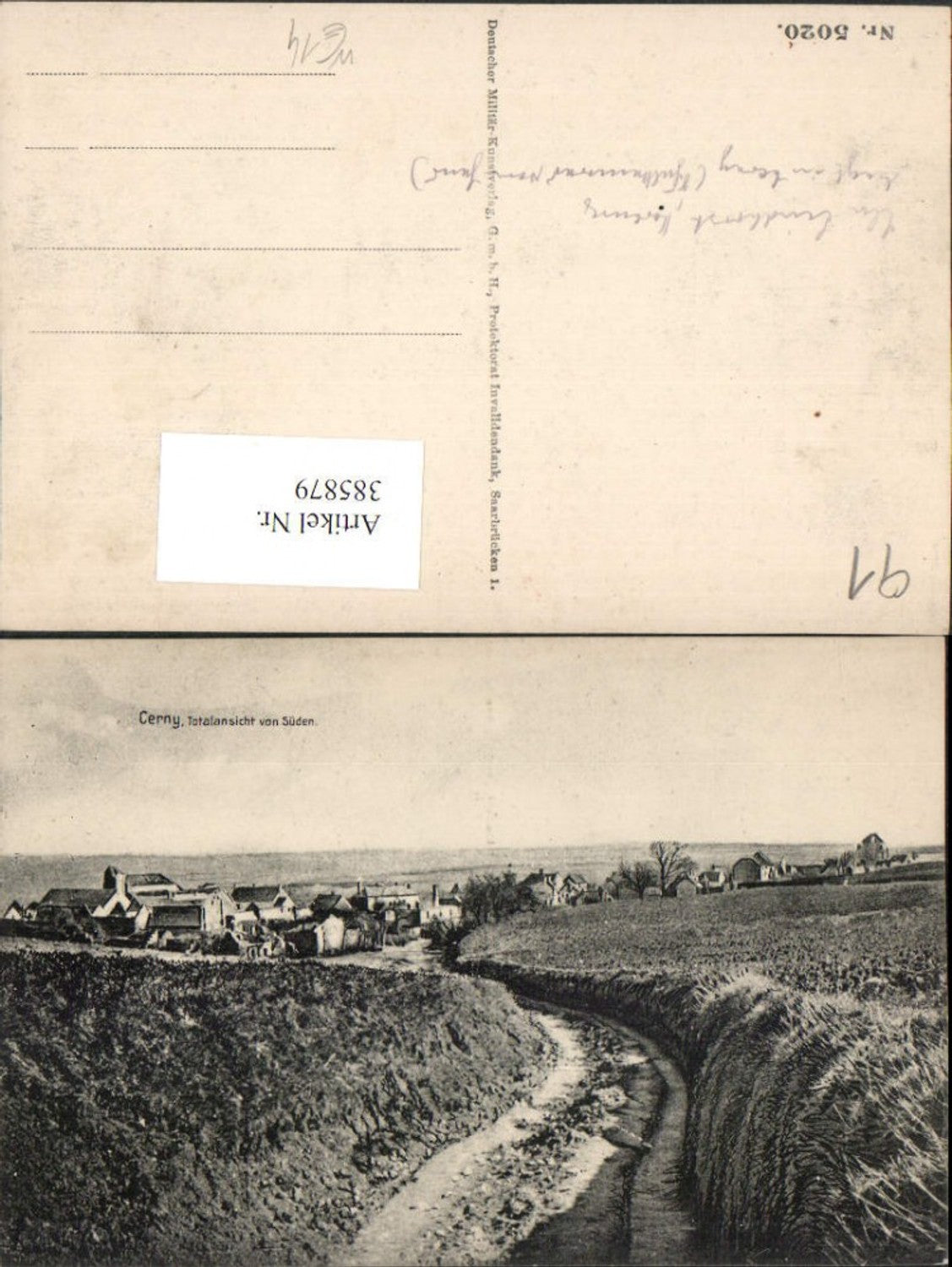 385879,Ile-de-France Essonne Cerny Totale von Süden Wegpartie