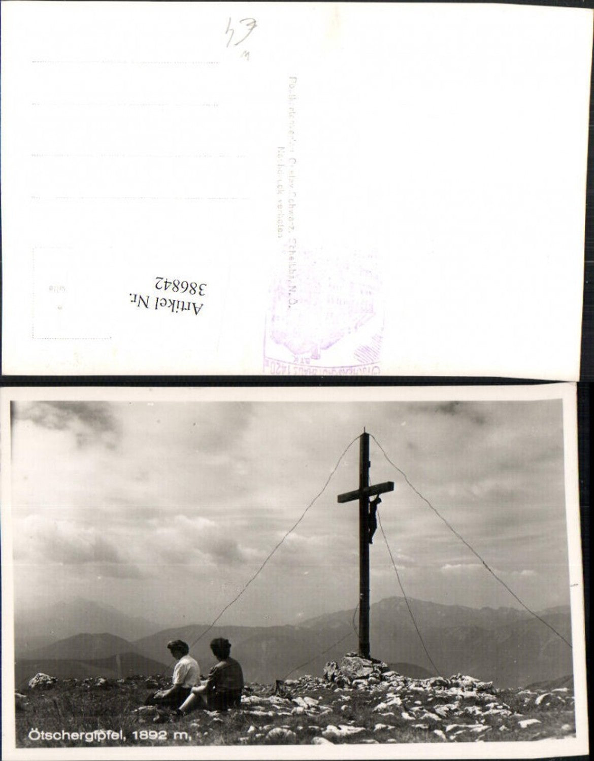 386842,Ötschergipfel Kreuz b. Lackenhof Bergkulisse