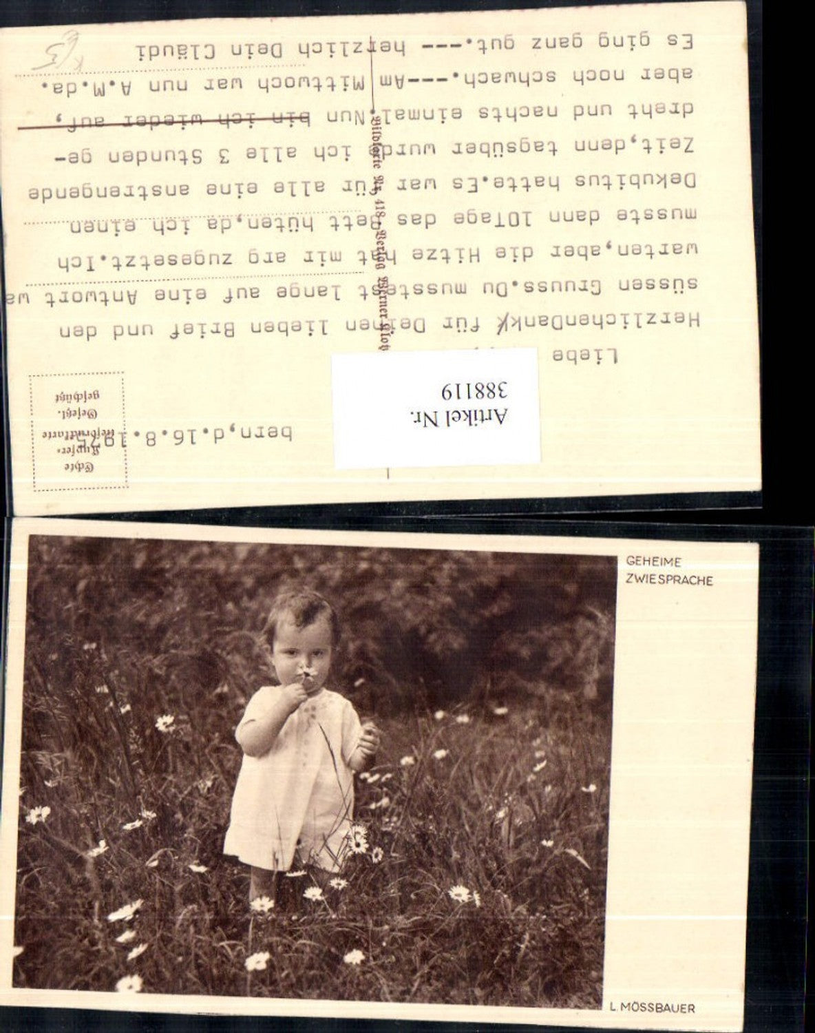 388119,Fotokunst L. Mössbauer Geheime Zwiesprache Kind Kleinkind riecht a. Blume Wiese