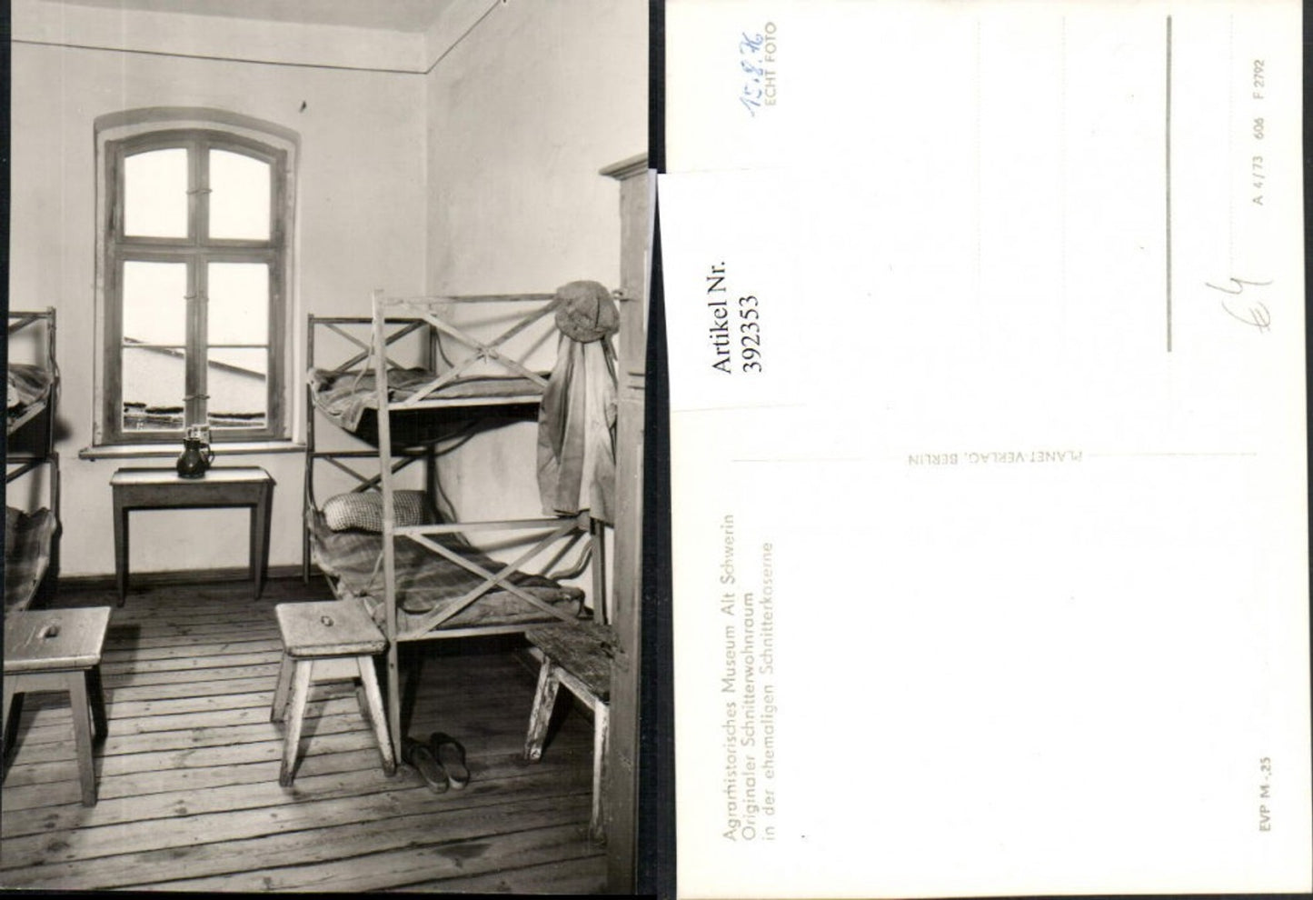 392353,Alt Schwerin Agrarhistorisches Museum Schnitterwohnraum in der Kaserne Stockbetten