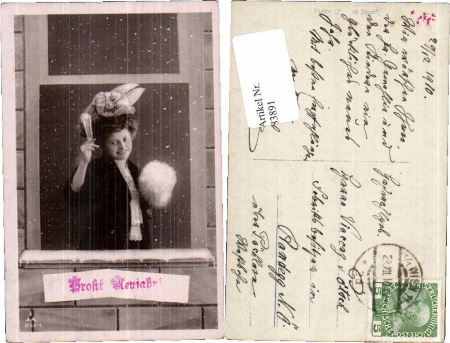 83891,Neujahr Frau am Fenster Sekt Sektglas Photochemie