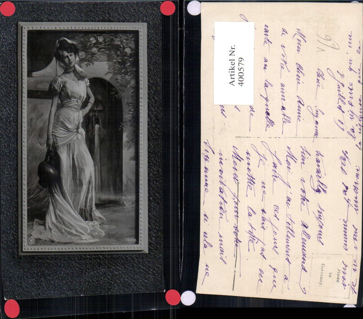 400579,Fotokunst Frau Kleid Schleier Wasserkrug Krug pub NPG 1235/6