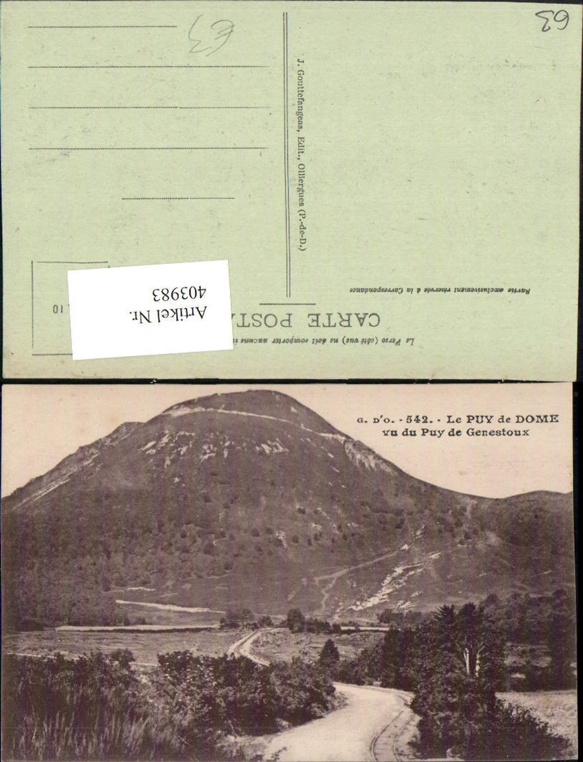 403983,Auvergne Puy-de-Dome Puy de Genestoux Bergkulisse