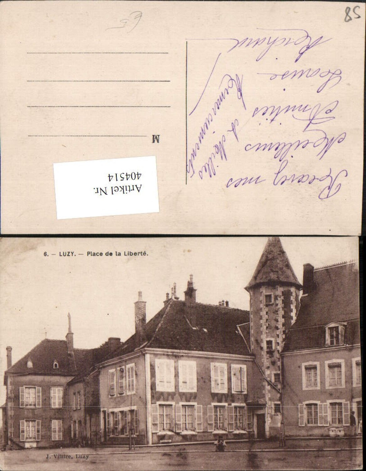 404514,Burgund Nievre Luzy Place de la Liberte Platz