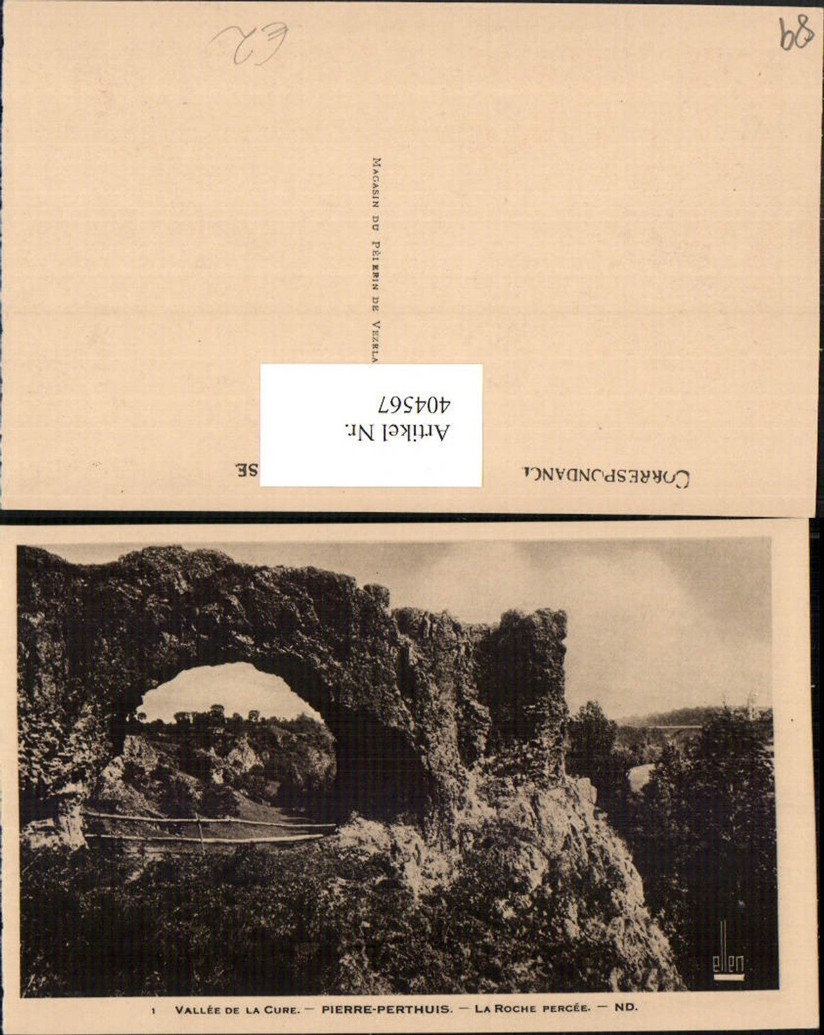 404567,Burgund Yonne Pierre-Perthuis La Roche Percee Felsbogen