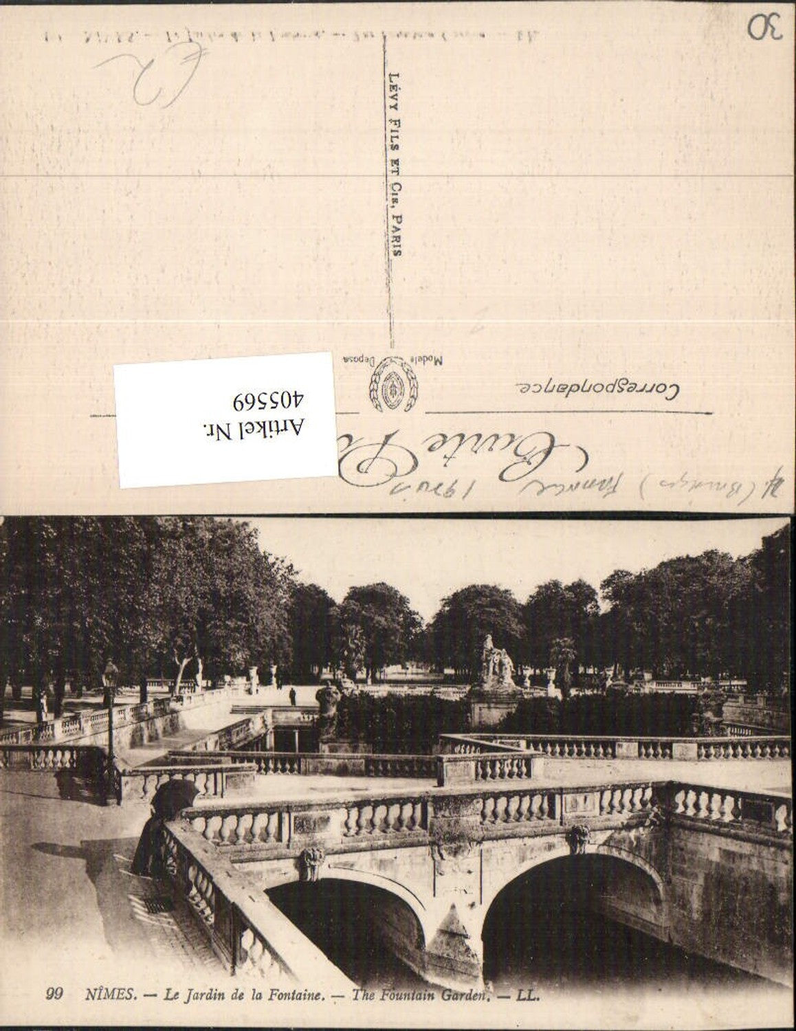 405569,Languedoc-Roussillon Gard Nimes Jardin de la Fontaine Gartenbrunnen Brücke