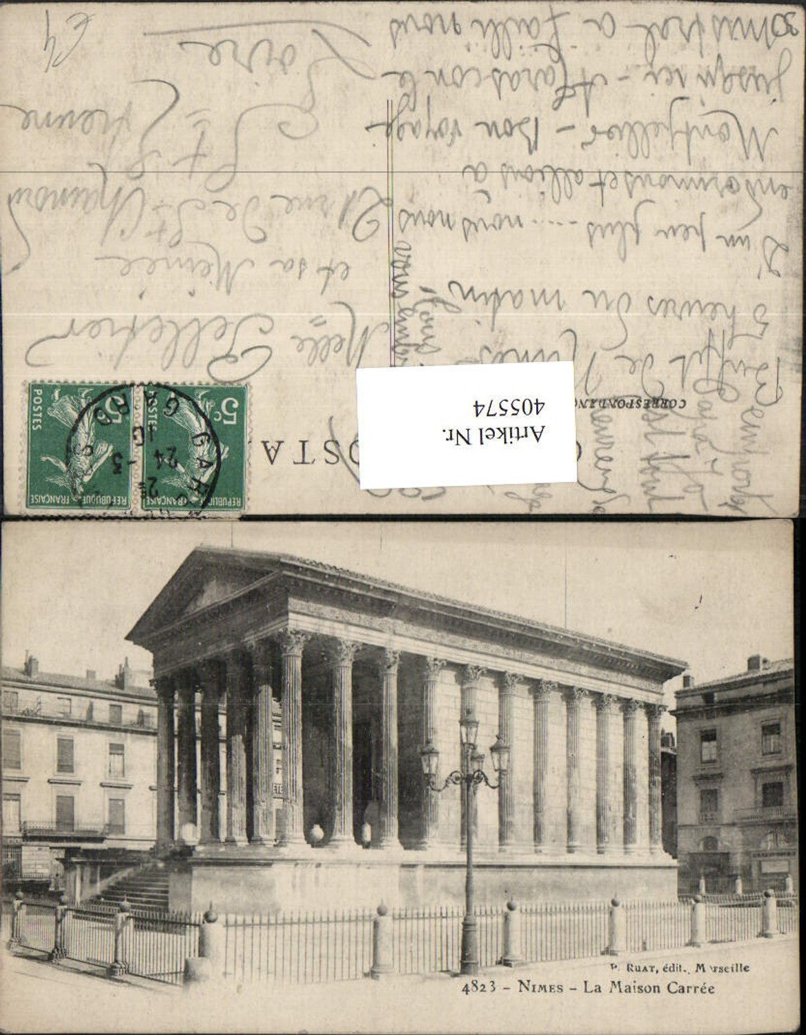 405574,Languedoc-Roussillon Gard Nimes La Maison Carree Tempel Säulen