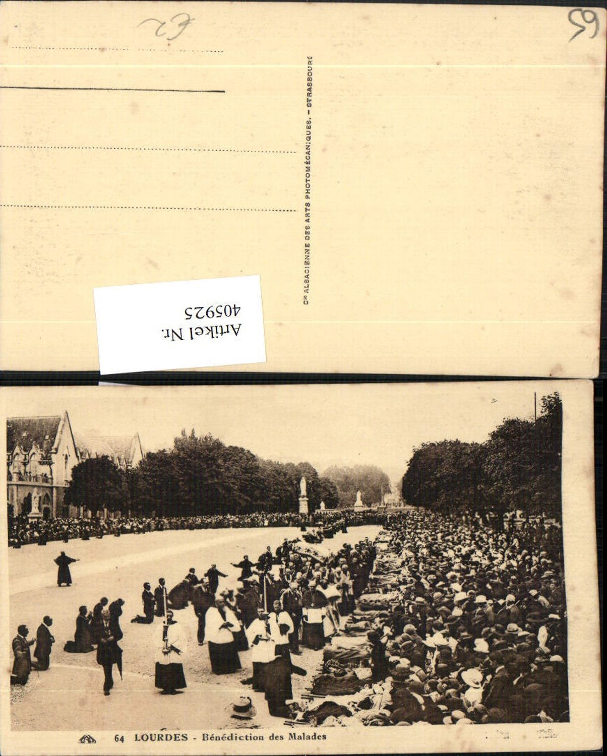 405925,Midi-Pyrenees Hautes-Pyrenees Lourdes Benediction des Malades Krankensegnung