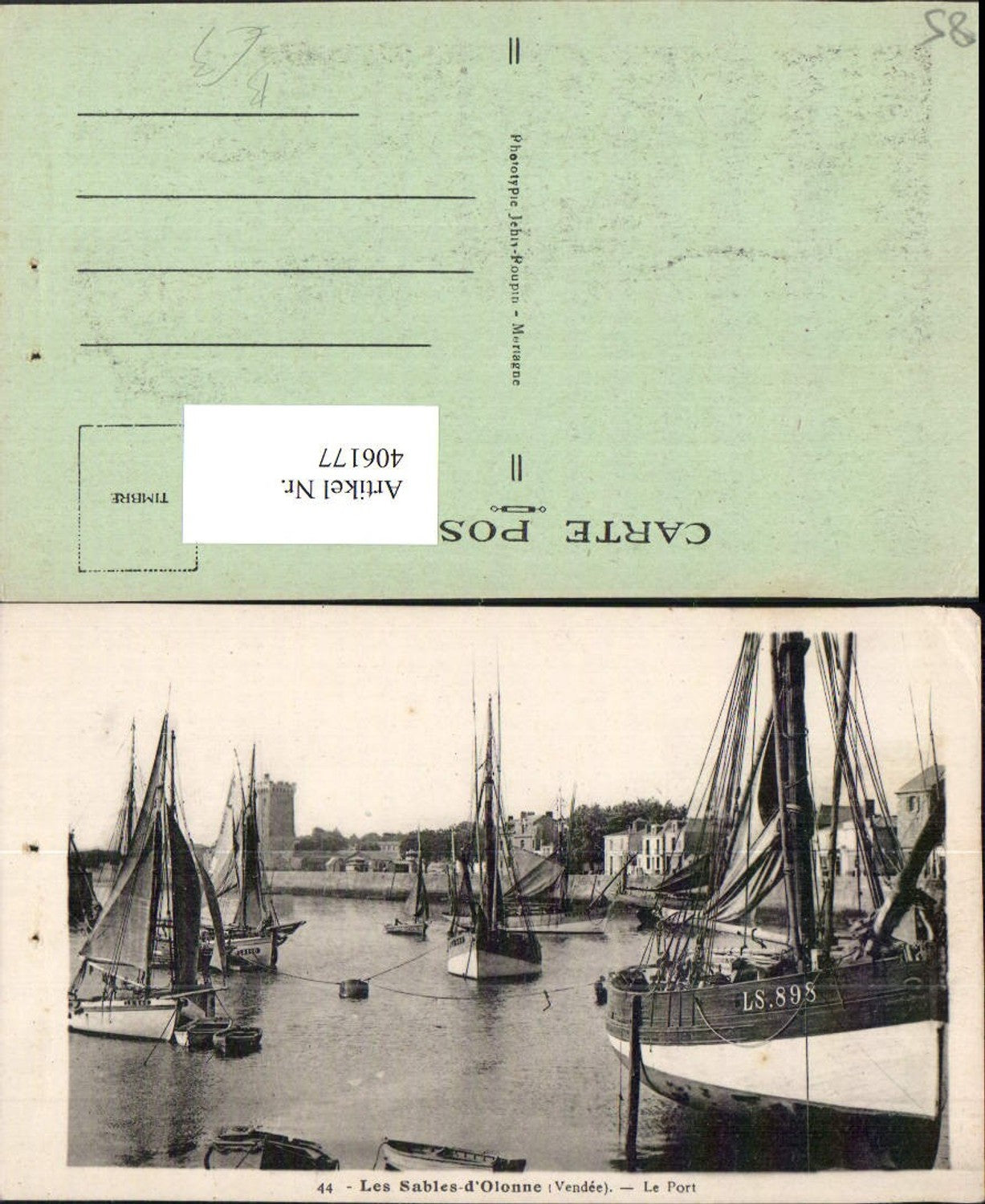 406177,Pays de la Loire Vendee Les Sables-d'Olonne Le Port Hafen Segelschiffe Boote