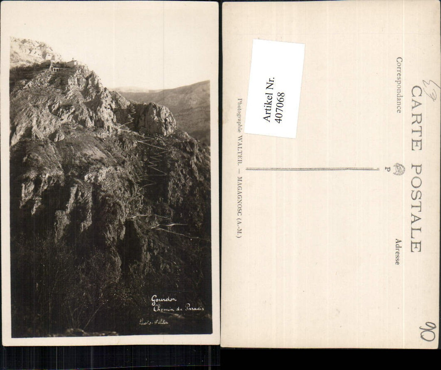 407068,Provence-Alpes-Cote-Azur Alpes-Maritimes Gourdon Chemin du Paradis Bergkulisse