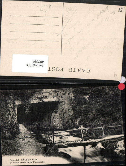 407593,Rhone-Alpes Isere Sassenage Grotte carree et la Passerelle