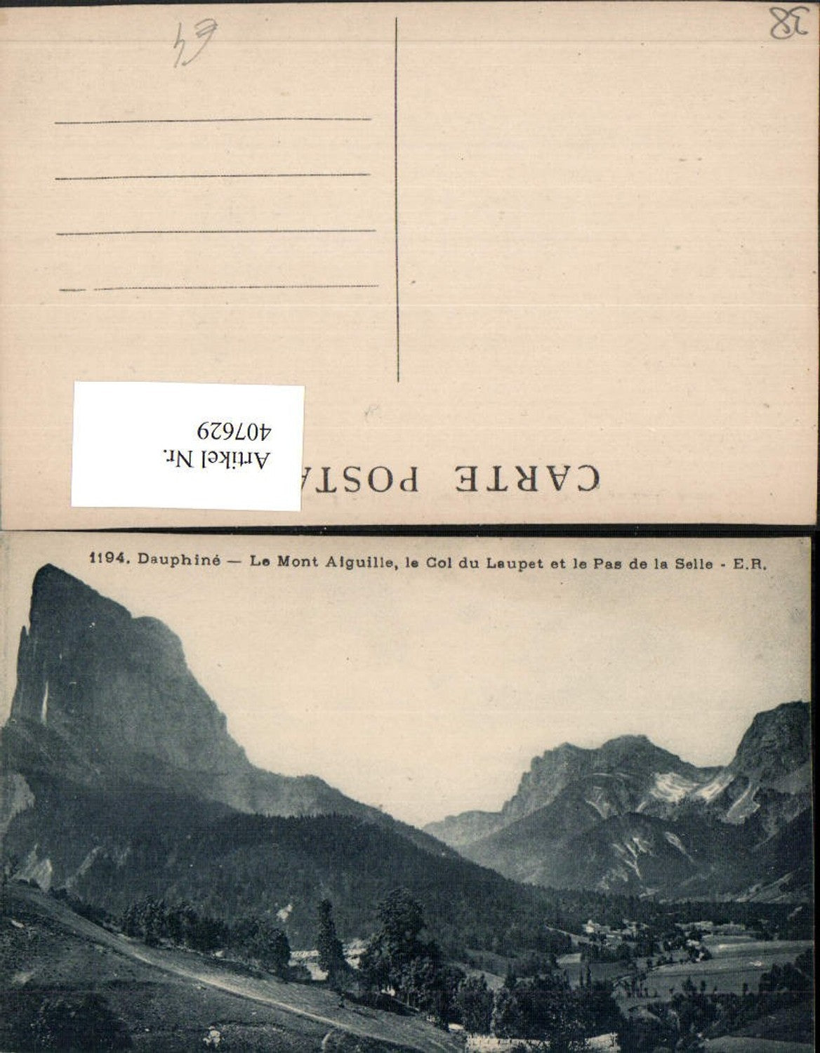 407629,Rhone-Alpes Isere Mont Aiguille le Col du Laupet et le Pas de la Selle Bergkulisse