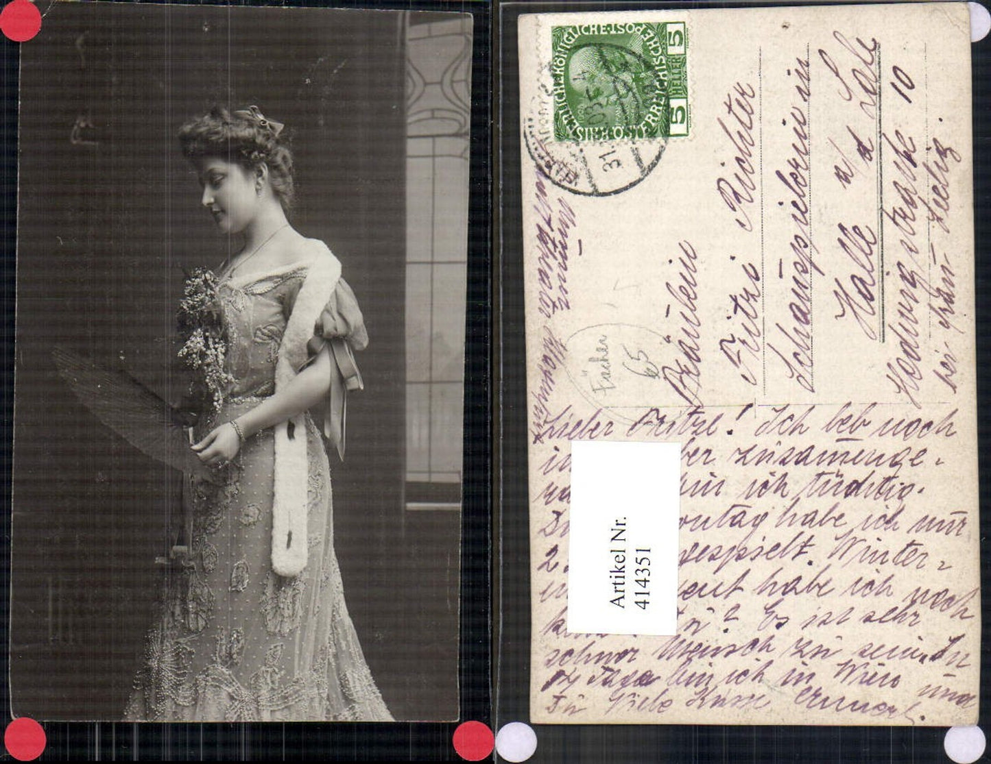 414351,Frau Kleid Fächer Pelzstola Pelzmode
