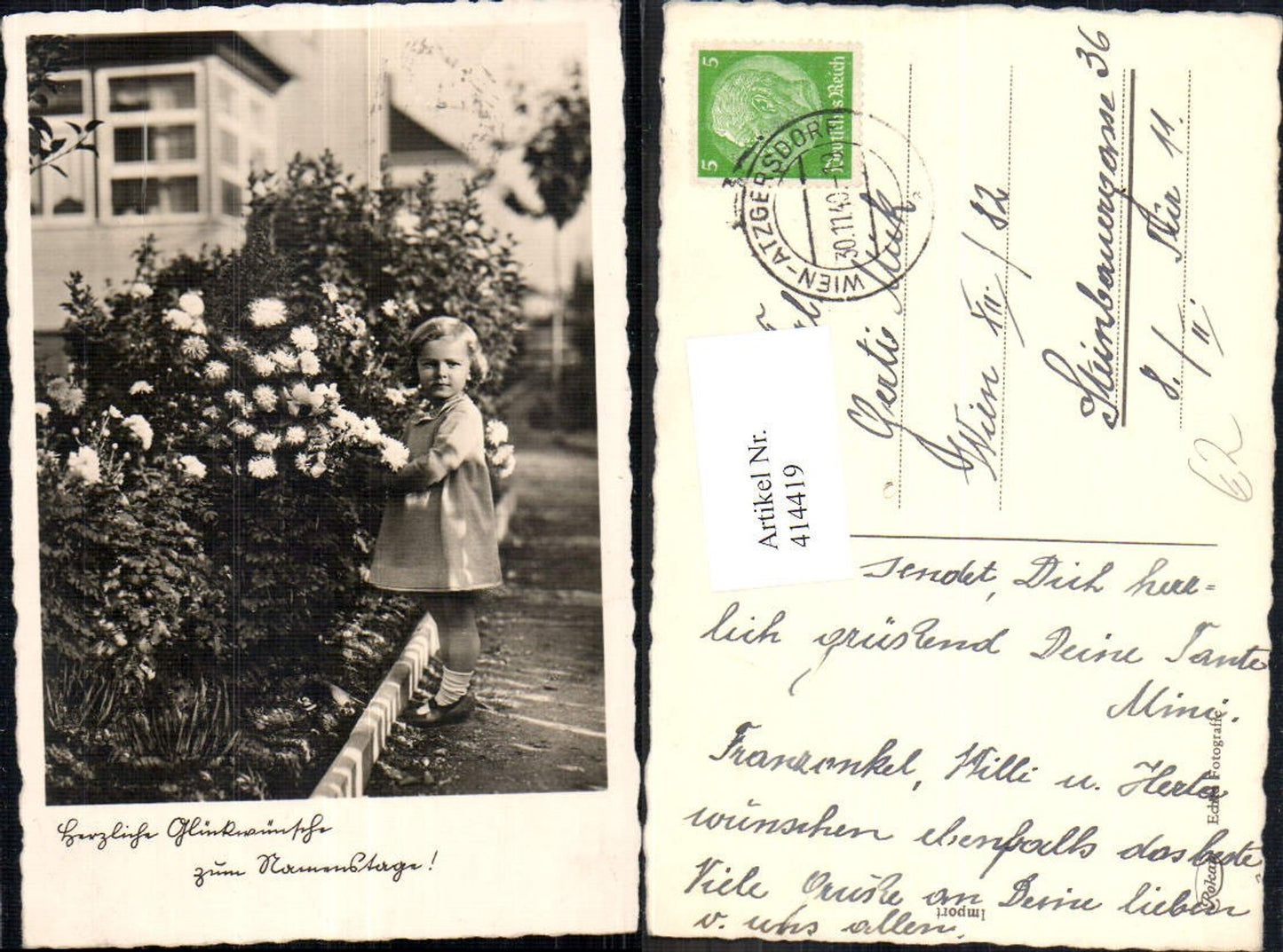 414419,Foto Ak Kind Mädchen b. Blumen Namenstag