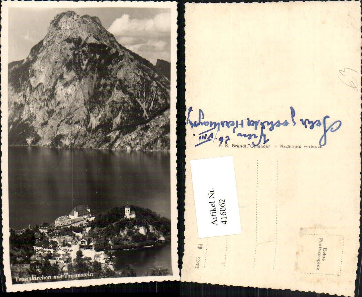 416062,Traunkirchen Totale m. Traunstein Bergkulisse