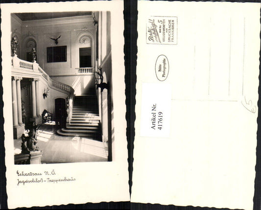 417619,Eckartsau Jagdschloss Innenansicht Treppenhaus