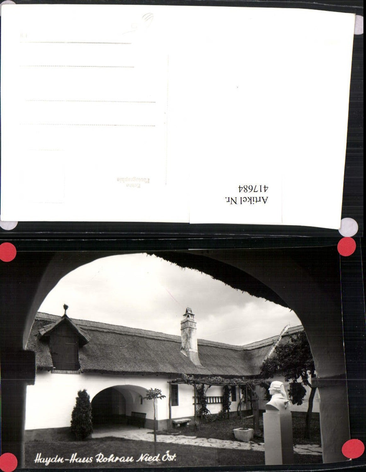 417684,Rohrau Haydn-Haus Hof Büste