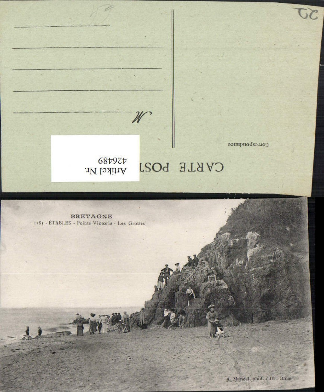 426489,Bretagne Cote-Amor Etables Pointe Victoria Les Grottes Strand Grotte