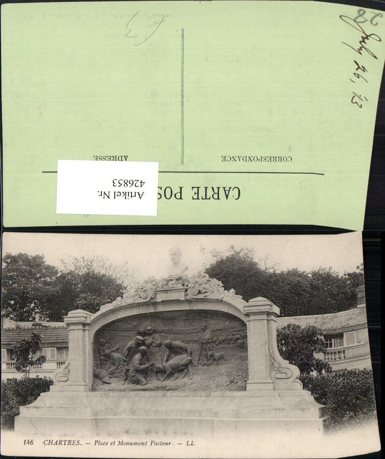 426853,Centre Eure-et-Loir Chartres Place et Monument Pasteur bust