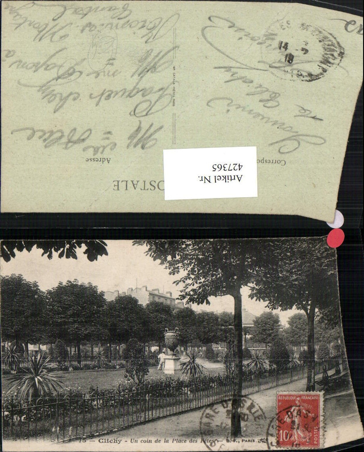 427365,Ile-de-France Hauts-de-Seine Clichy Un coin de la Place des Fetes Park
