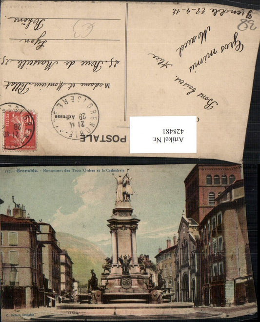 428481,Rhone-Alpes Isere Grenoble Monument des Trois Ordres et la Cathedrale