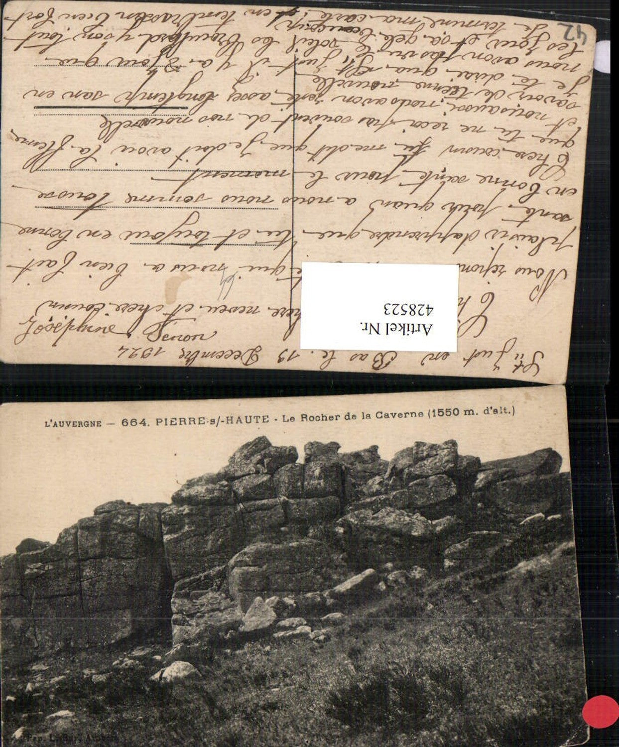 428523,Rhone-Alpes Loire Pierre-sur-Haute Le Rocher de la Caverne Felsen