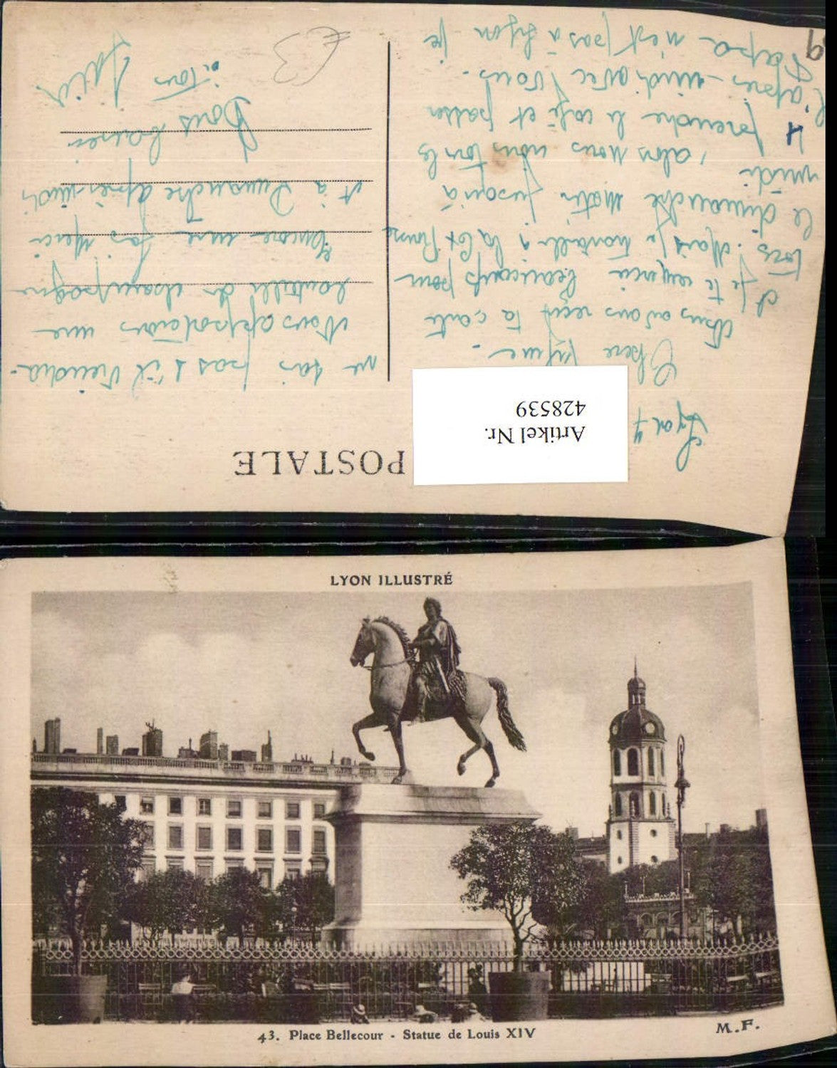 428539,Rhone-Alpes Rhone Lyon Place Bellecour Statue de Louis Denkmal