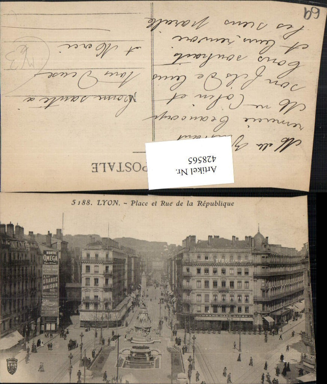 428565,Rhone-Alpes Rhone Lyon Place et Rue de la Republique Platz Obelisk