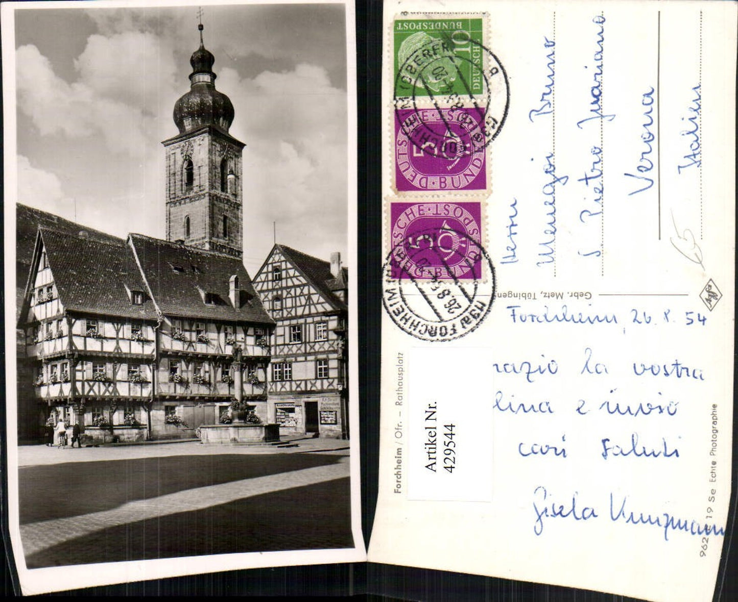 429544,Forchheim Rathausplatz Brunnen Turm