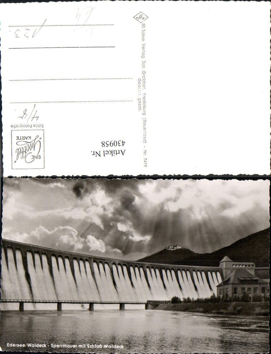 430958,Foto Ak Talsperre Edersee Sperrmauer m. Schloss Waldeck
