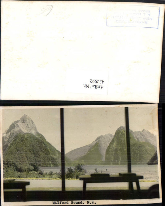 432992,New Zealand Neuseeland Milford Sound Fjord Bergkulisse