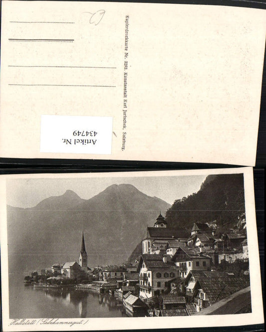 434749,Hallstatt Teilansicht Kirchen Bergkulisse