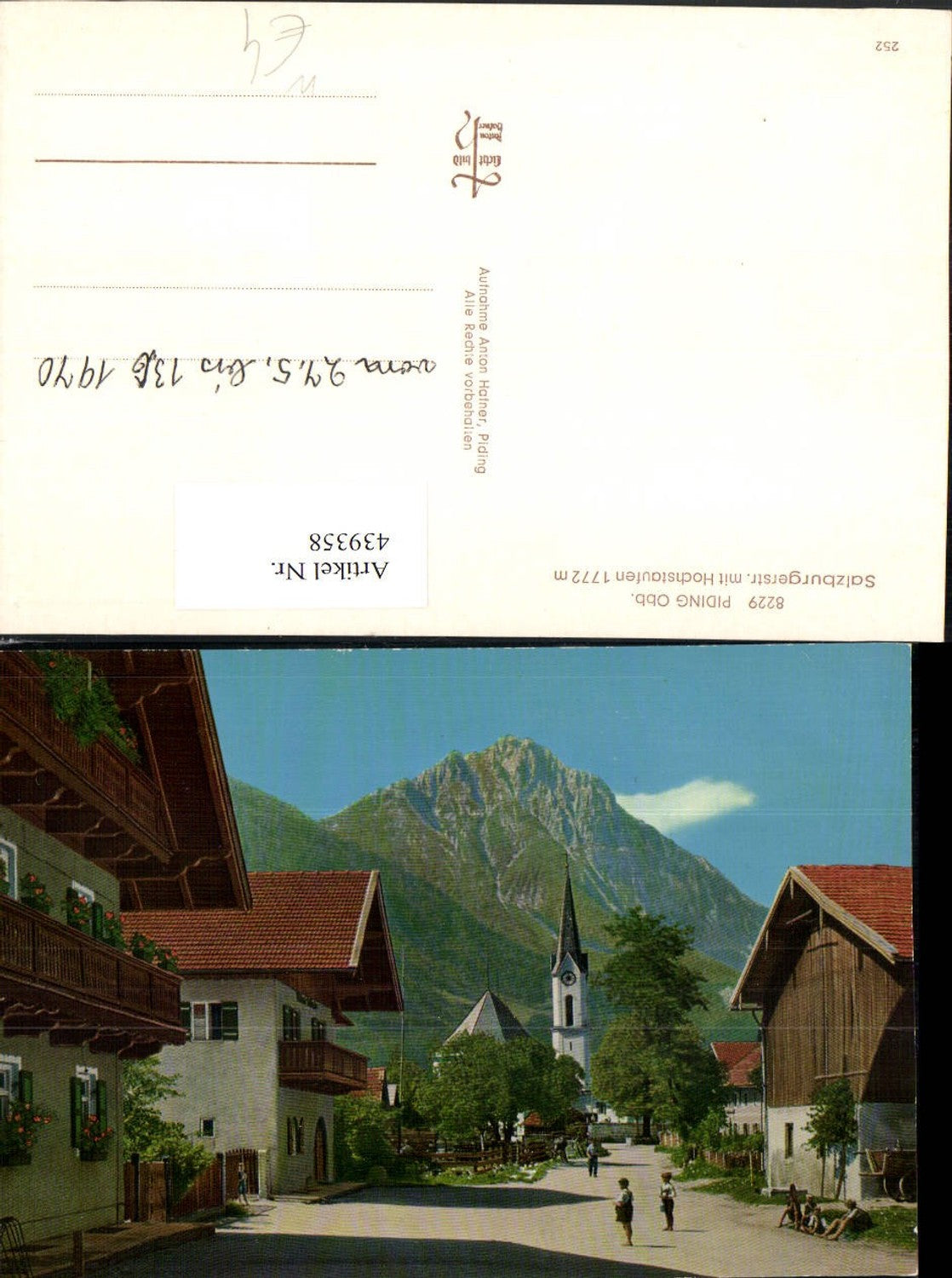 439358,Piding Salzburgerstraße m. Hochstaufen Bergkulisse