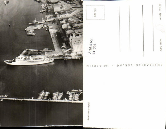 441503,Stralsund Hafen Schiff Fliegeraufnahme