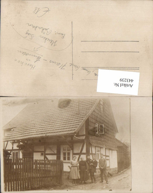 443239,Foto AK Herchen b. Windeck Familie Böhmkern Haus