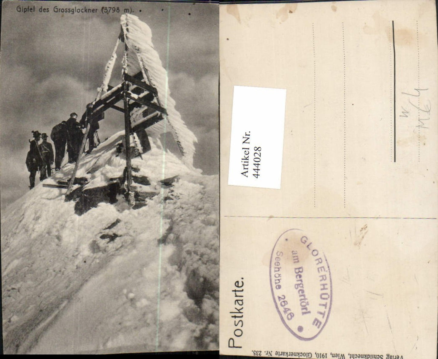 444028,Gipfel des Großglockner b. Heiligenblut Bergsteiger