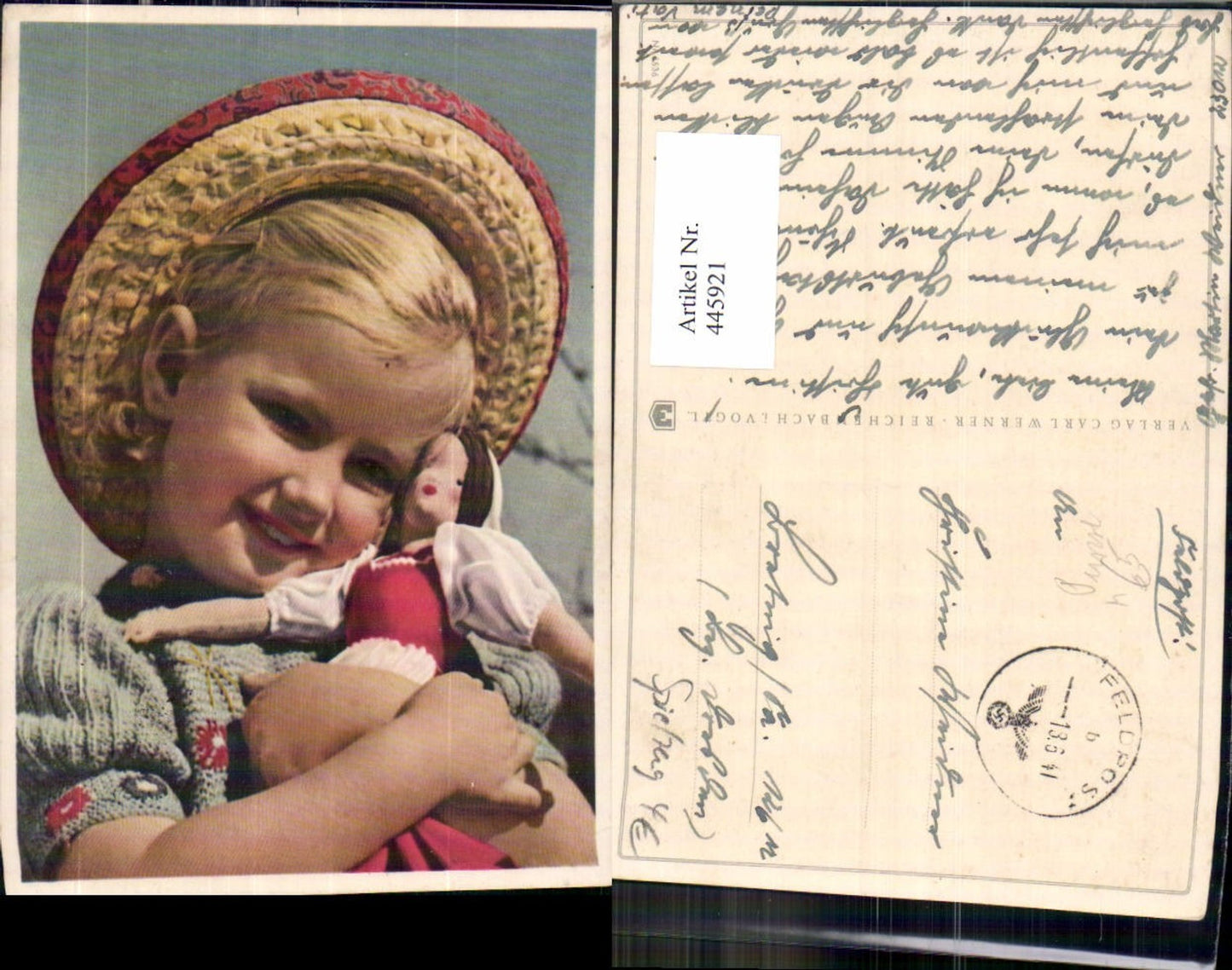445921,Blondes Mädchen Strohhut Hut m. Spielzeug Puppen