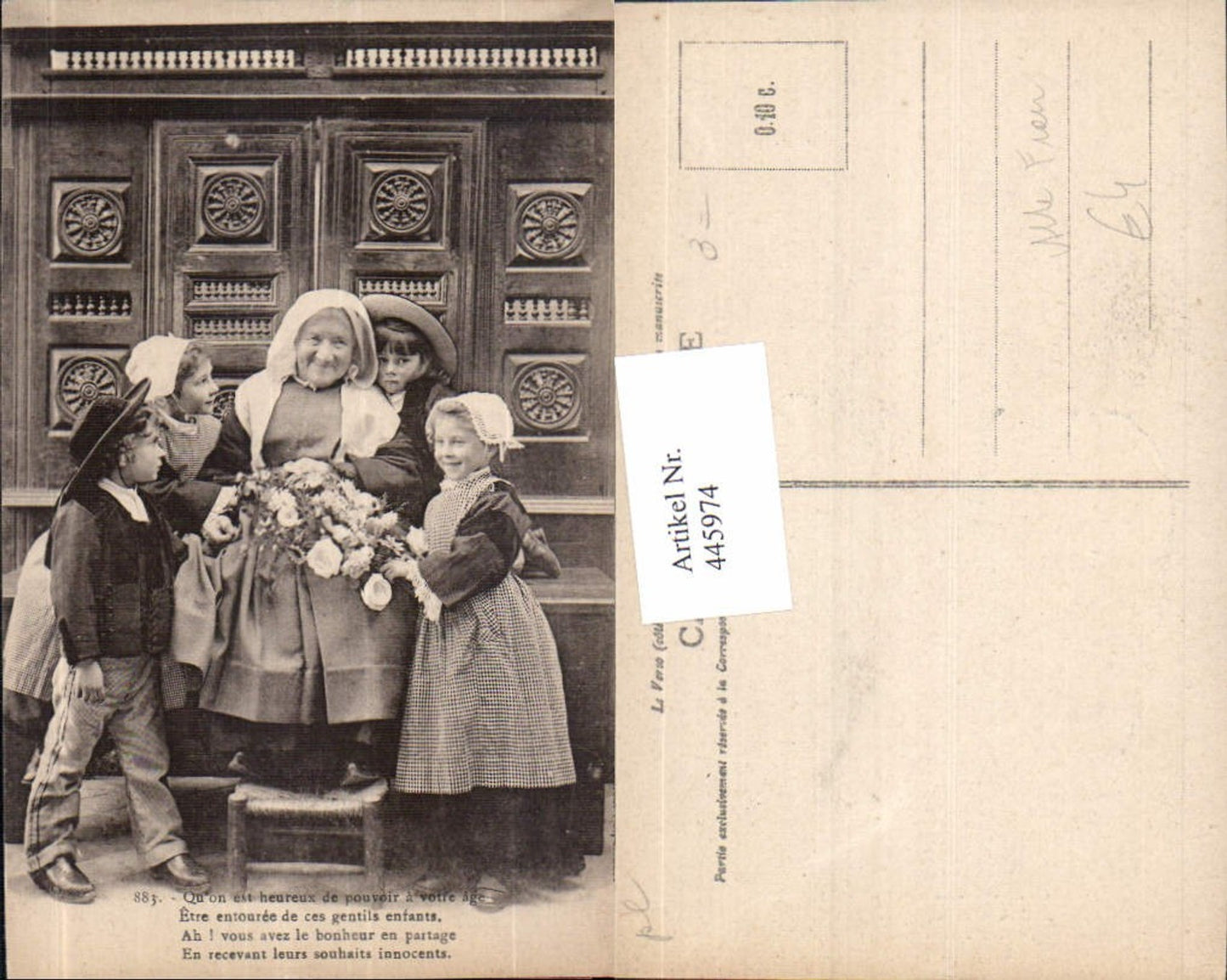445974,Alte Frau m. Kinder Tracht Blumenstrauß