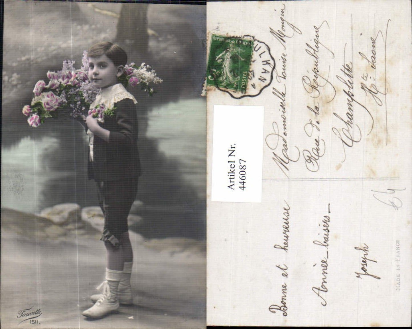 446087,Kind Bub Junge Uniform Blumenstrauß Blumen