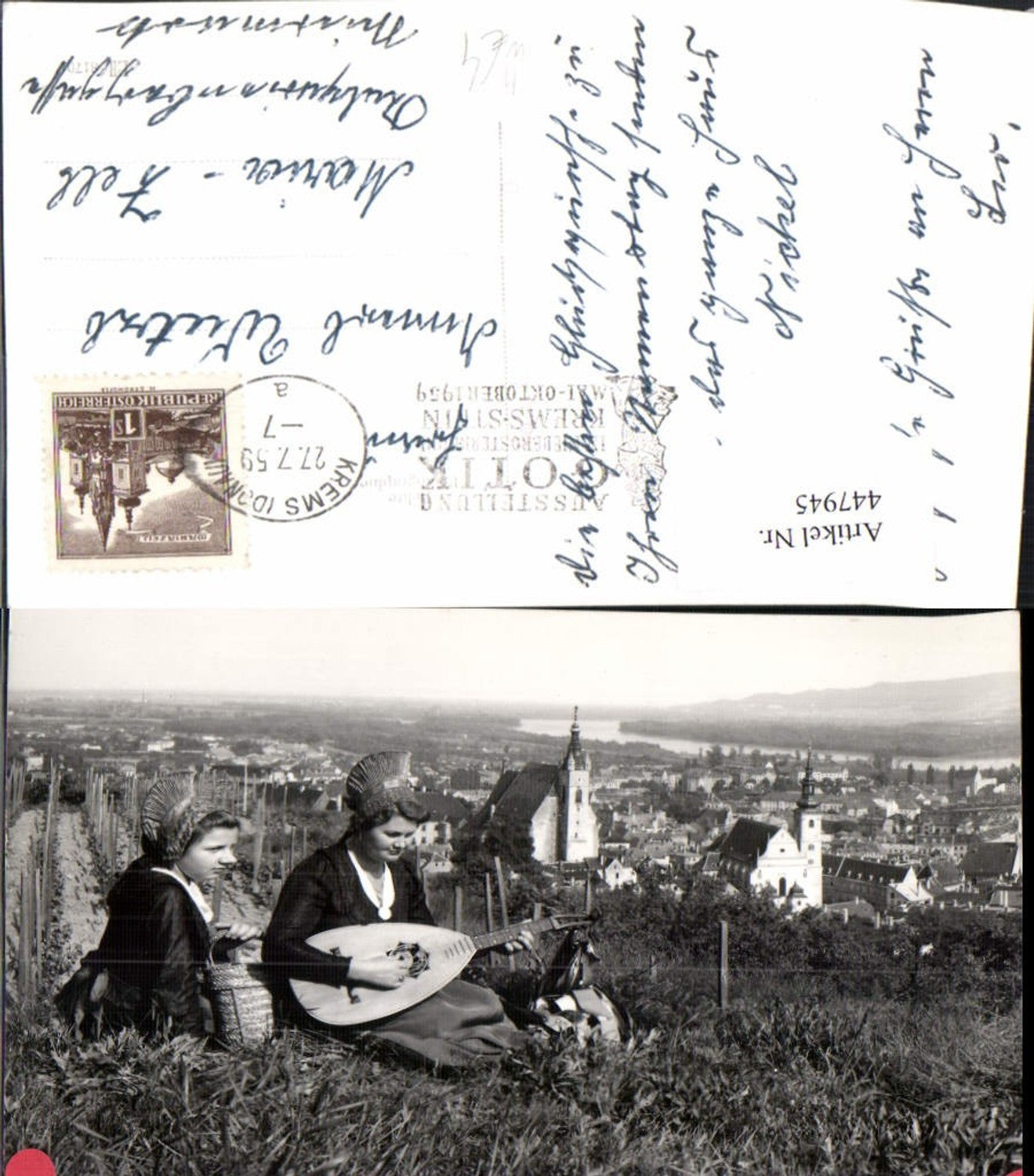 447945,Krems an d. Donau Teilansicht Trachten Tracht Mandoline