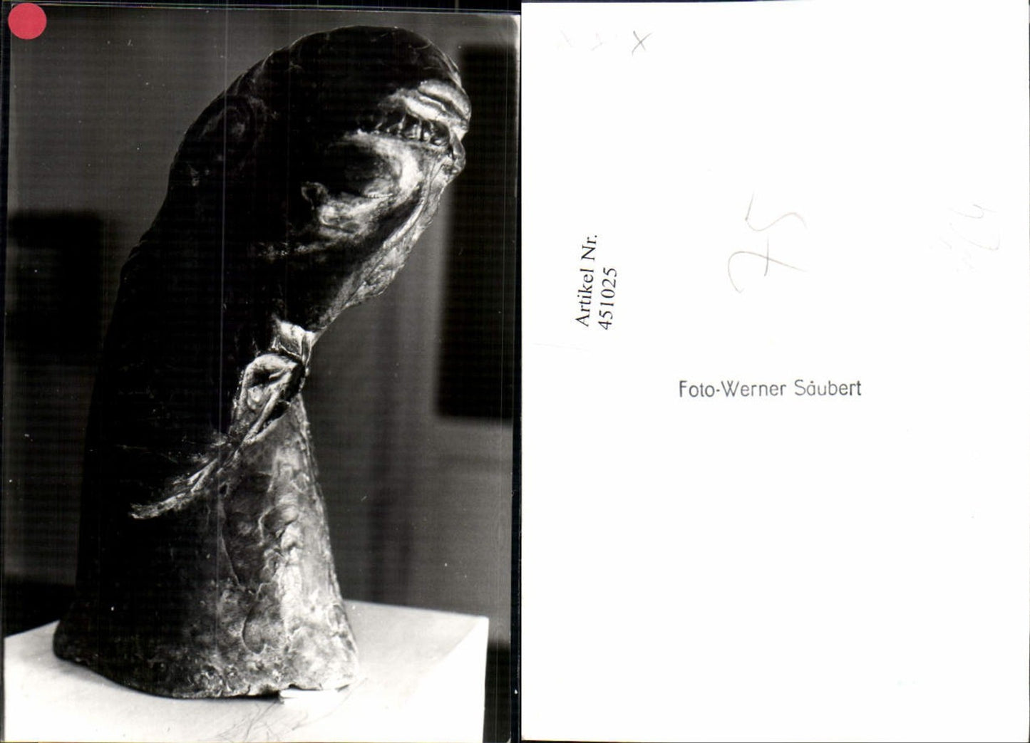 451025,Photo art Werner Cleans Man Head Bust