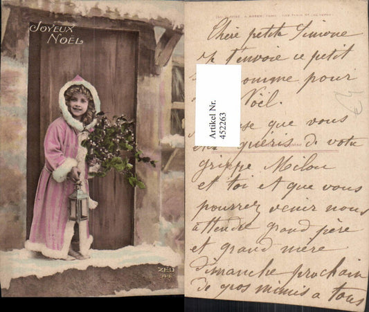 452263,Weihnachten Kind Mädchen Mantel Laterne Mistelzweig