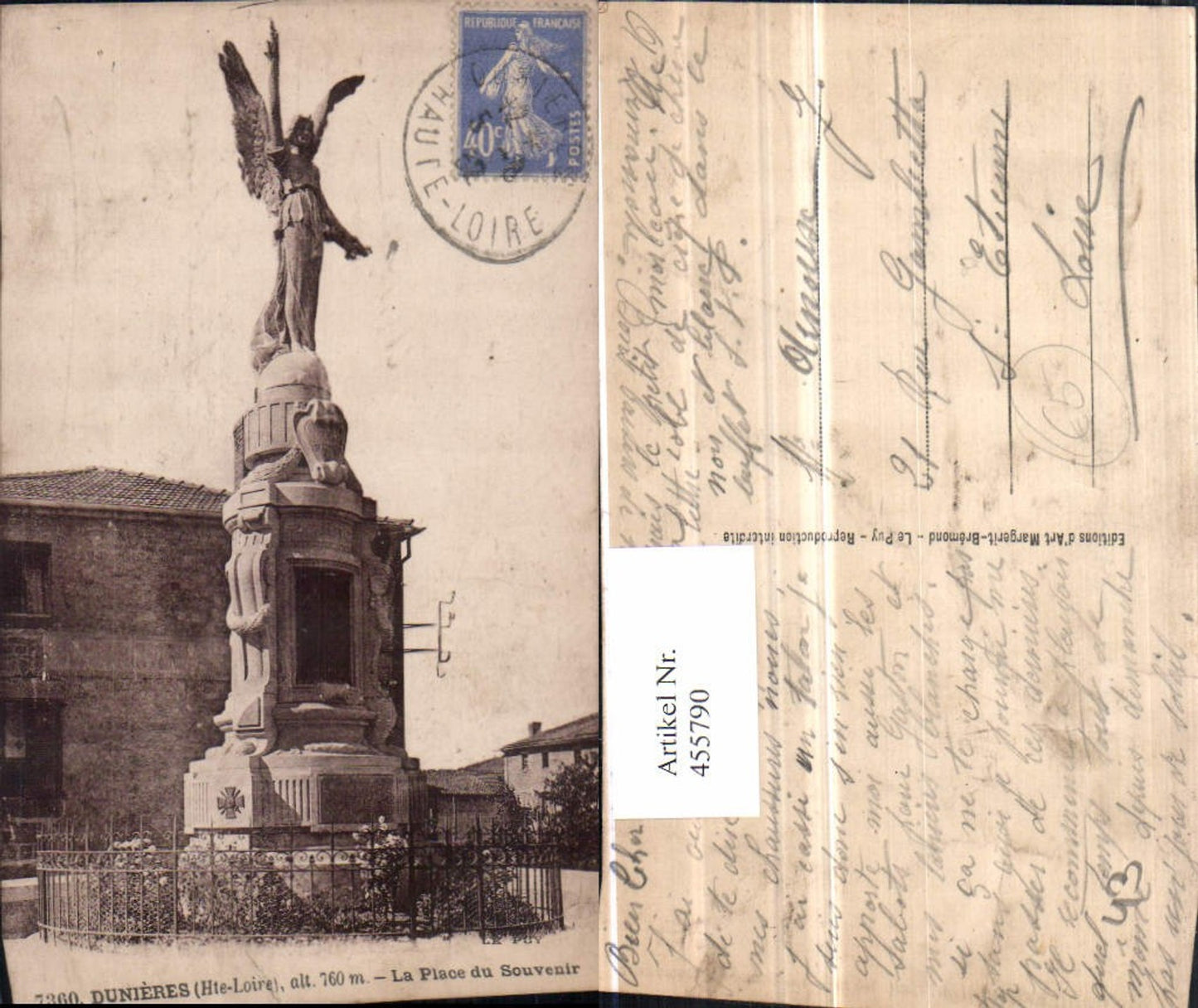455790,Auvergne Haute-Loire Dunieres La Place du Souvenir Monument