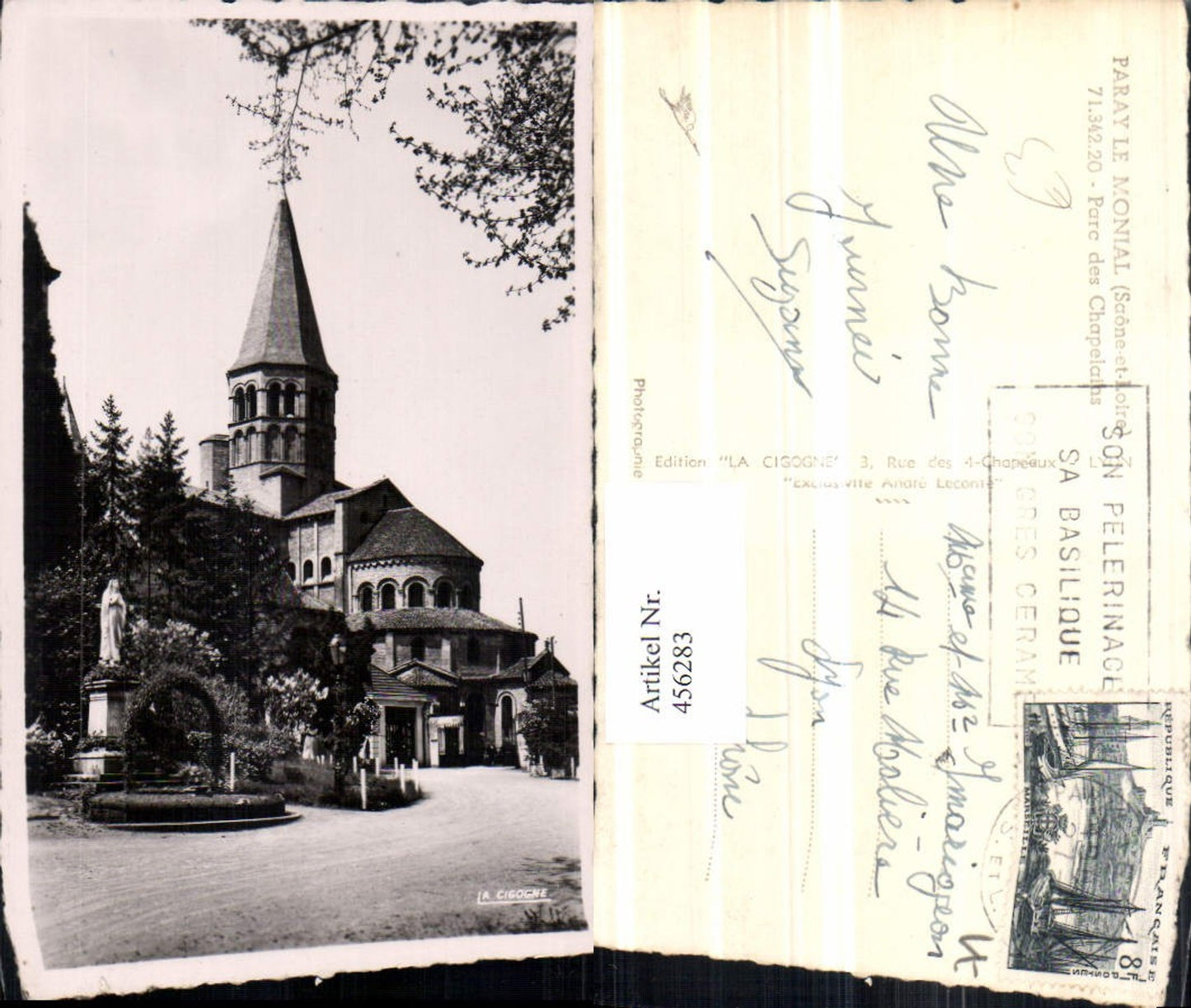 456283,Burgund Saone-et-Loire Paray le Monial Parc des Chapelains Kirche