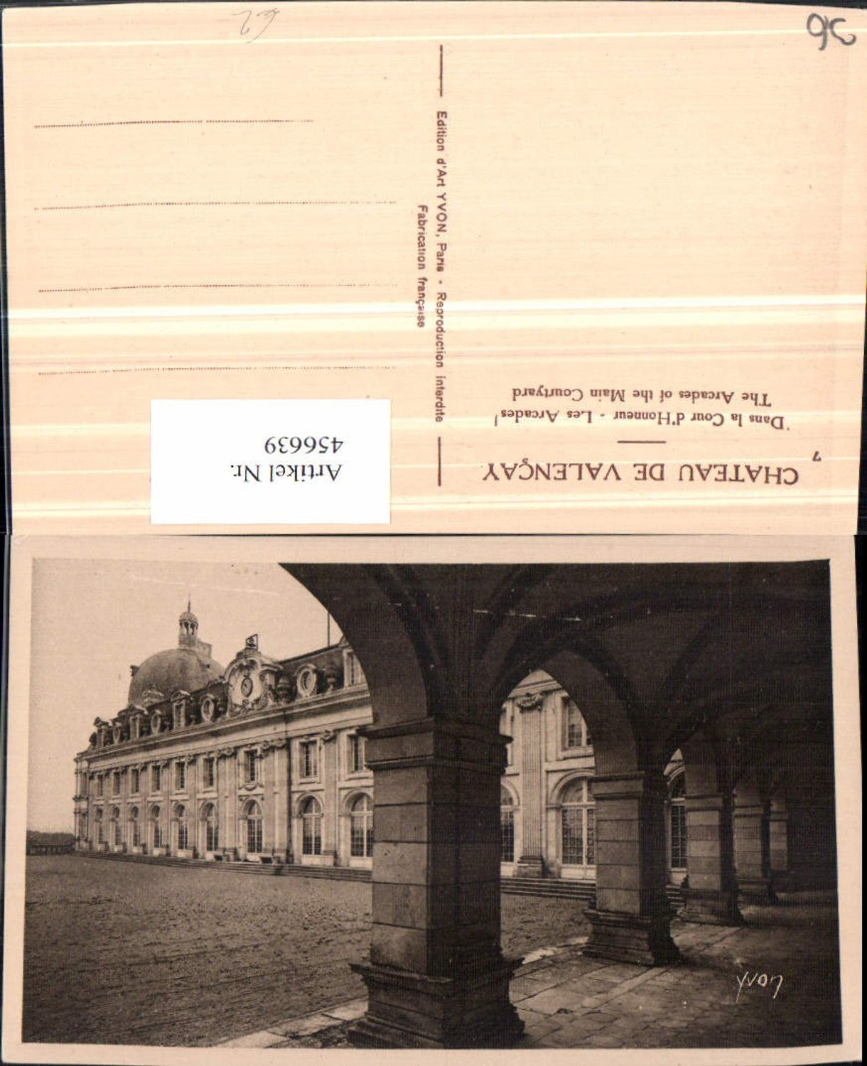 456639,Centre Indre Valencay Chateau Cour Honneur Arcades Schloss Arkaden
