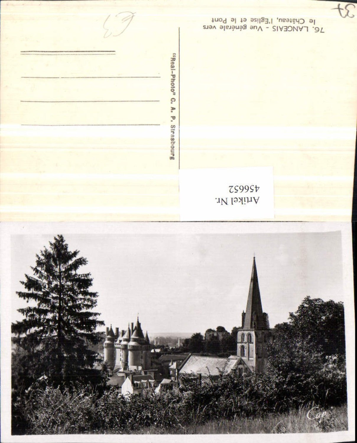 456652,Centre Indre-et-Loire Langeais Vue generale vers Chateau Eglise Pont