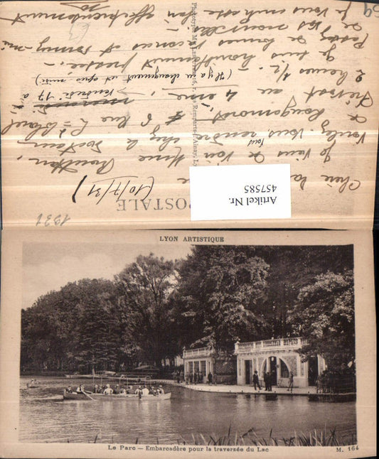 457585,Rhone-Alpes Rhone Lyon Parc Embarcadere pour la traversee du Lac Boot