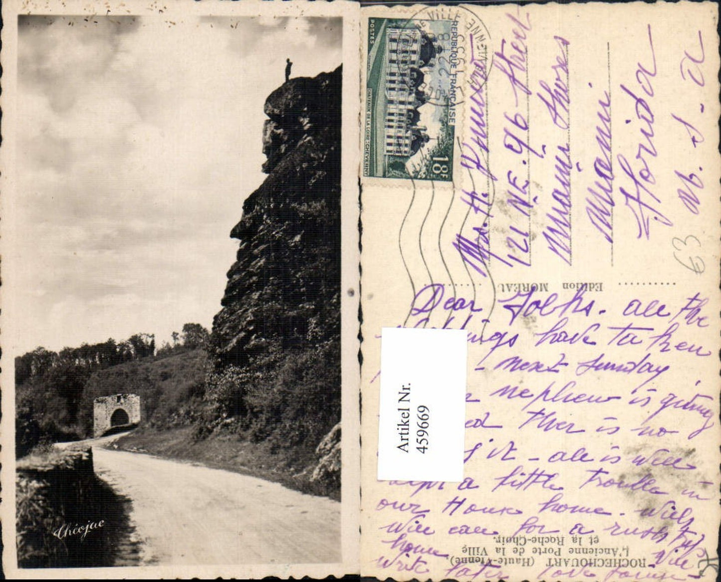459669,Limousin Haute-Vienne Rochechouart L Ancienne Porte de la Ville et la Roche-Choir