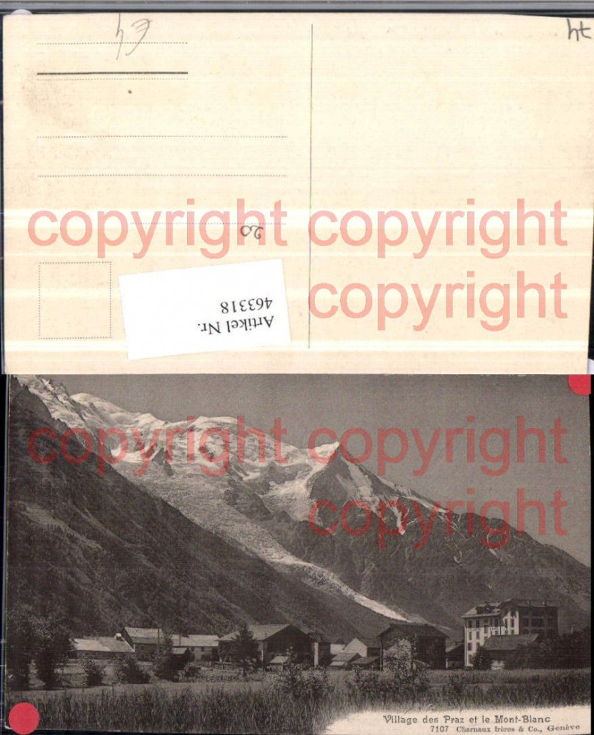 463318,Rhone-Alpes Haute-Savoie Village des Praz et le Mont-Blanc Bergkulisse