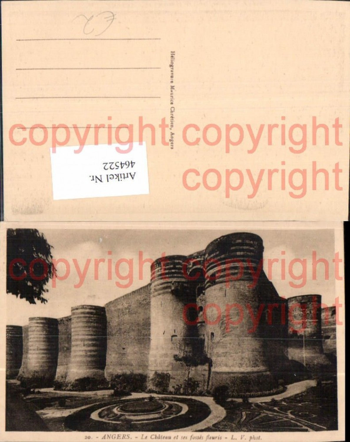 464522,Schloss Angers Le Chateau et ses fosses fleuris